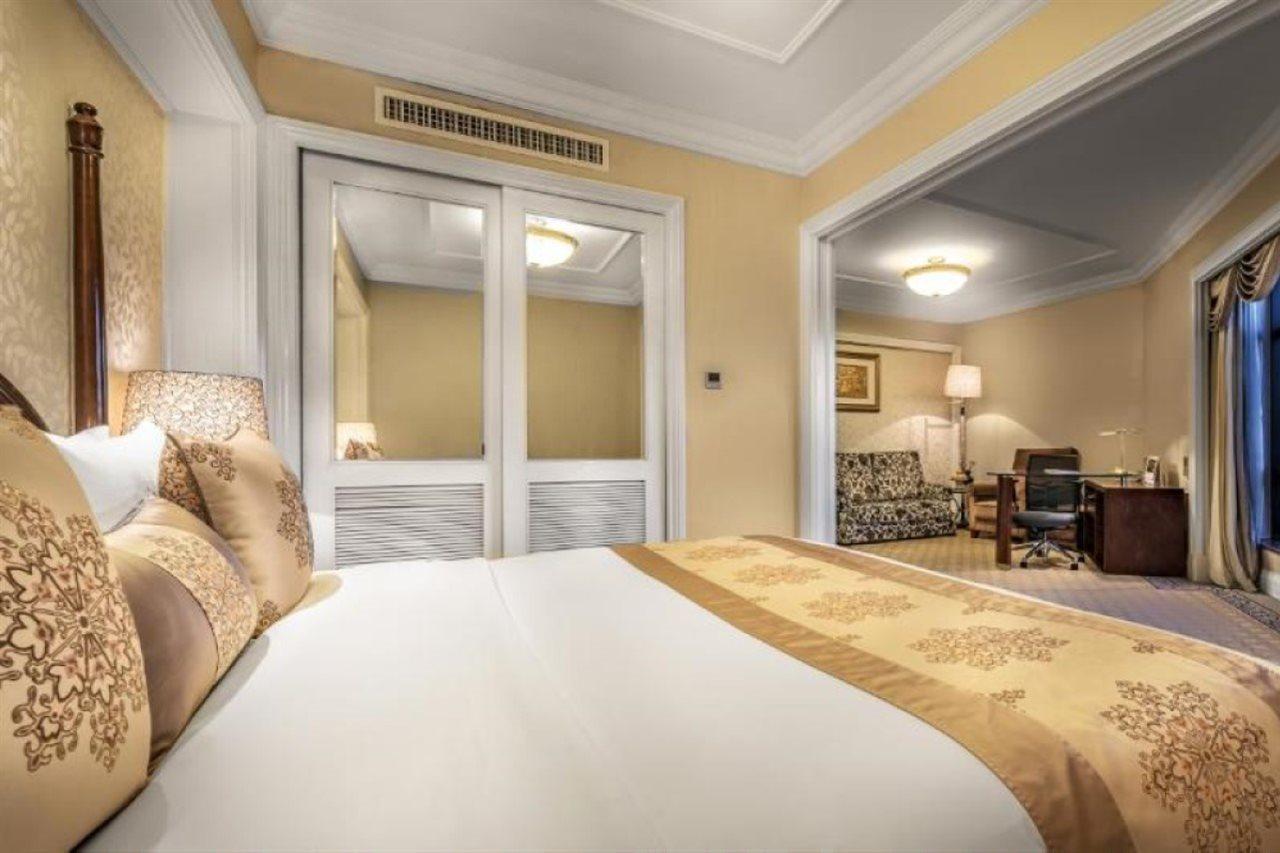 Green Lake Hotel Kunming Bagian luar foto