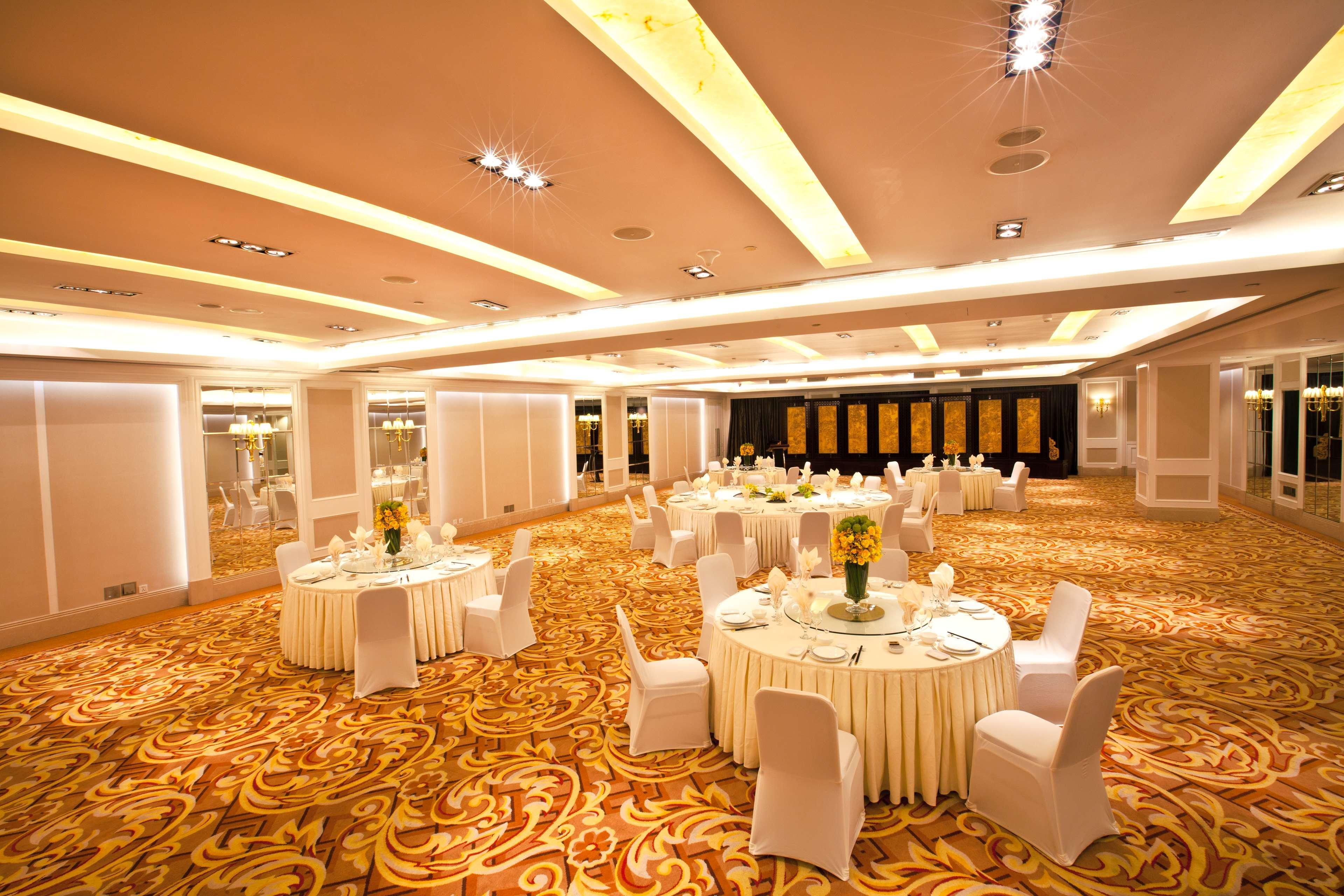 Green Lake Hotel Kunming Bagian luar foto